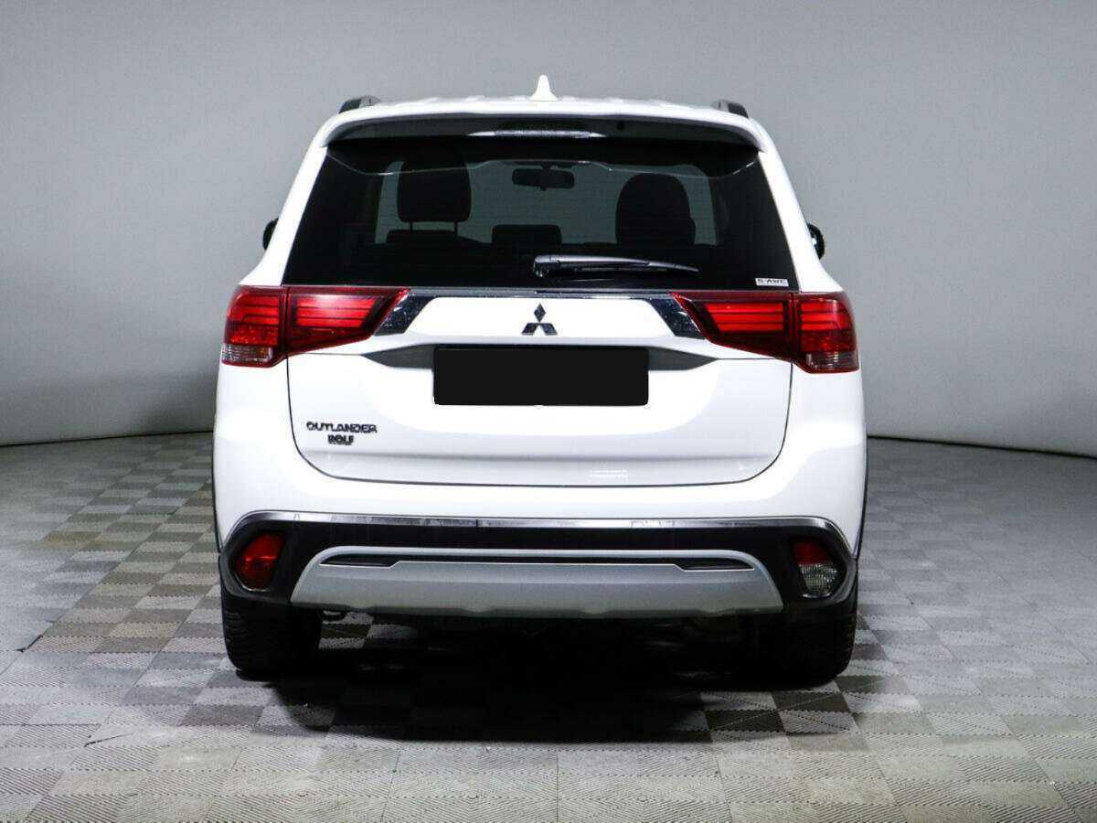 Купить Mitsubishi Outlander с пробегом. Фото: #5