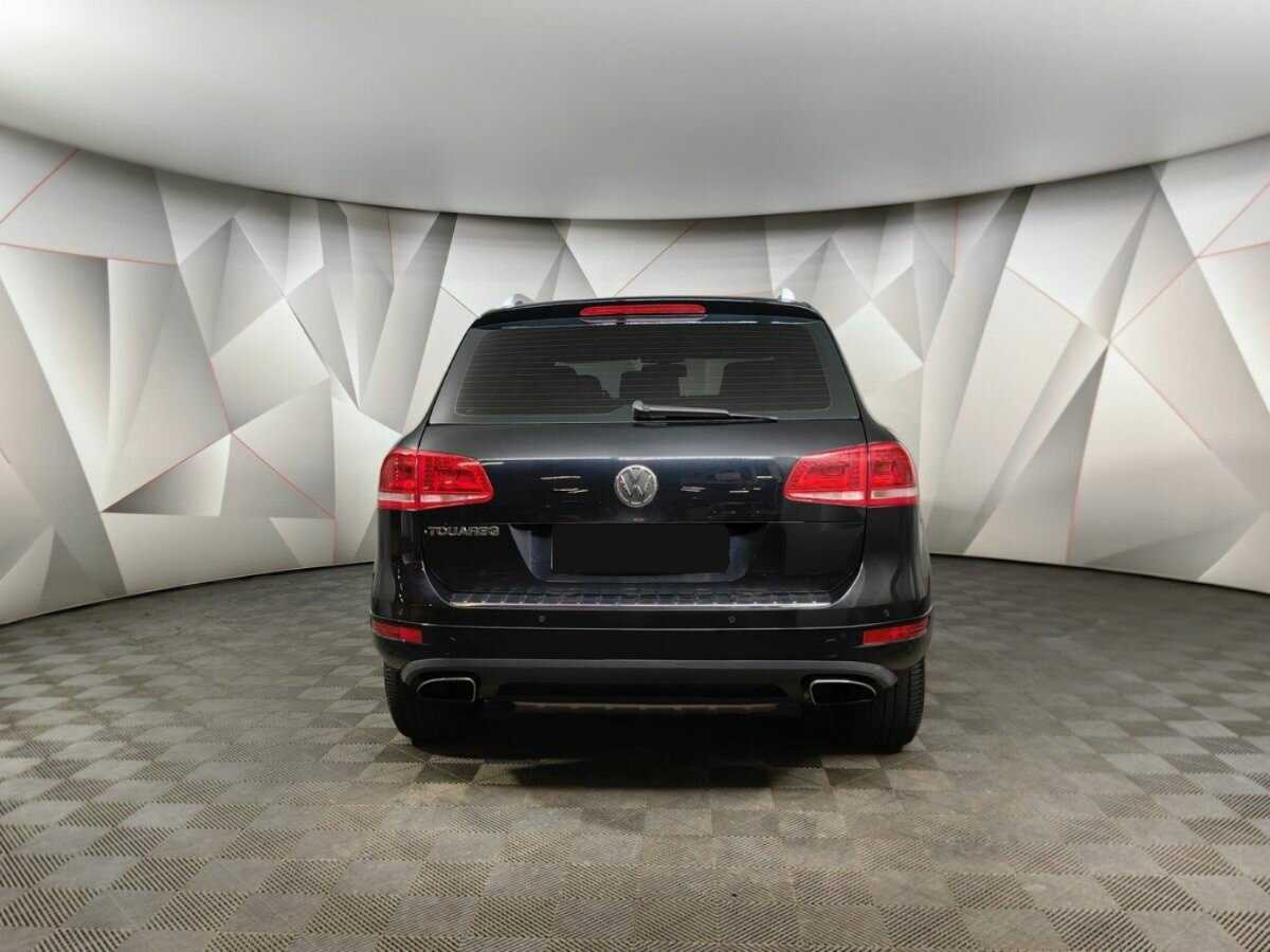Купить Volkswagen Touareg с пробегом. Фото: #7