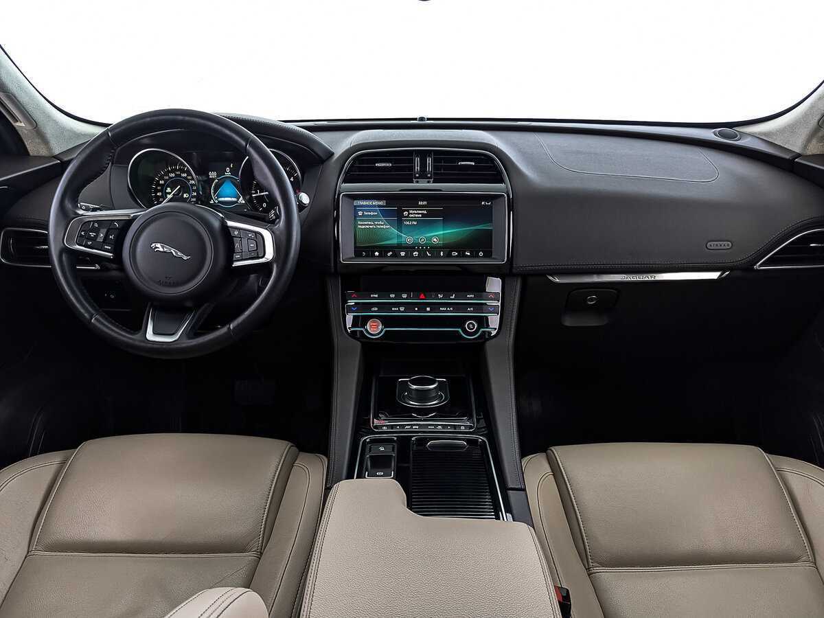 Купить Jaguar F-Pace с пробегом. Фото: #13