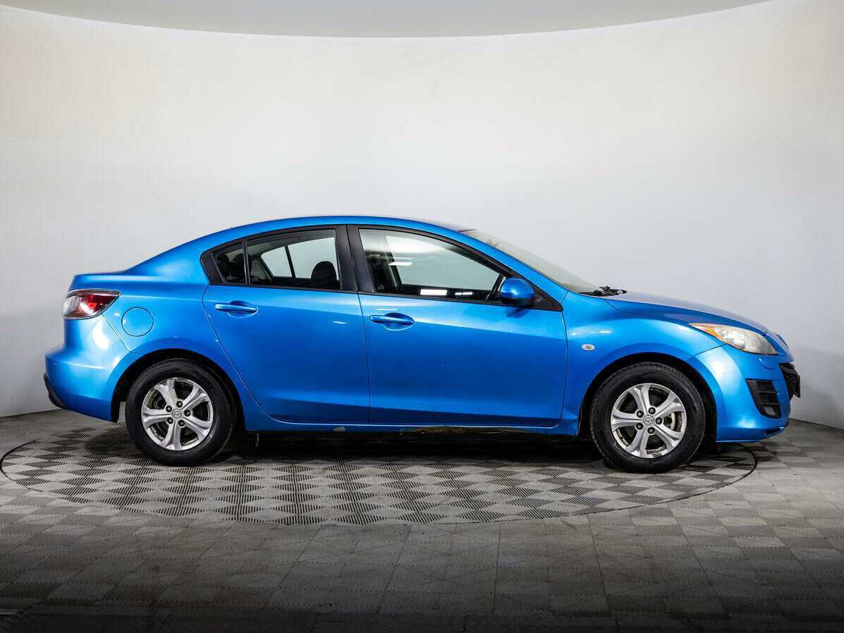 Купить Mazda 3 с пробегом. Фото: #3