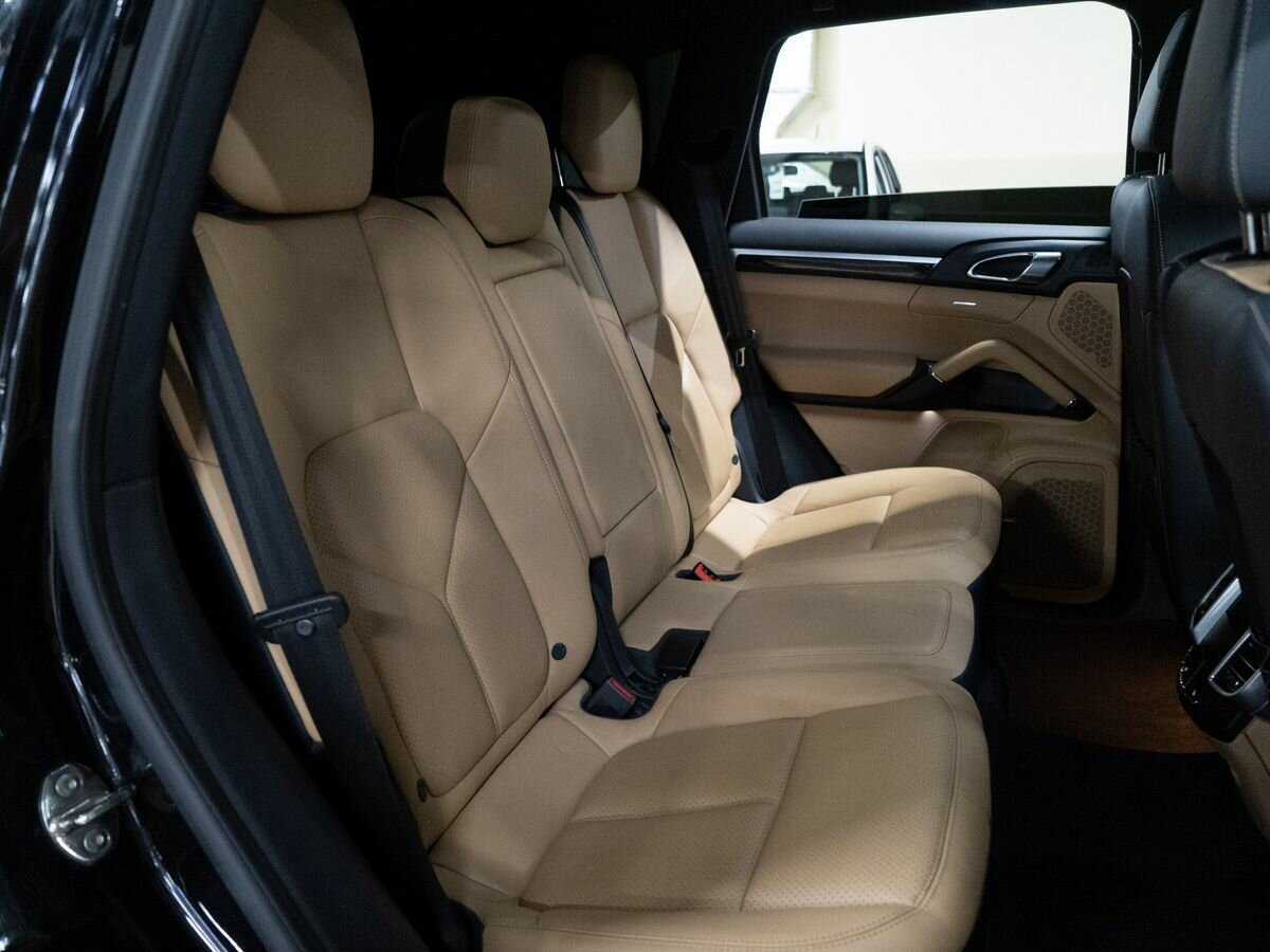 Купить Porsche Cayenne с пробегом. Фото: #11