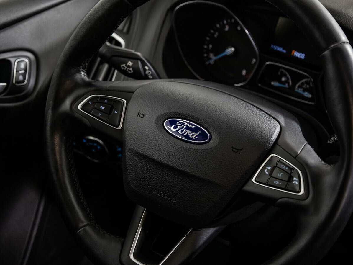 Купить Ford Focus с пробегом. Фото: #16