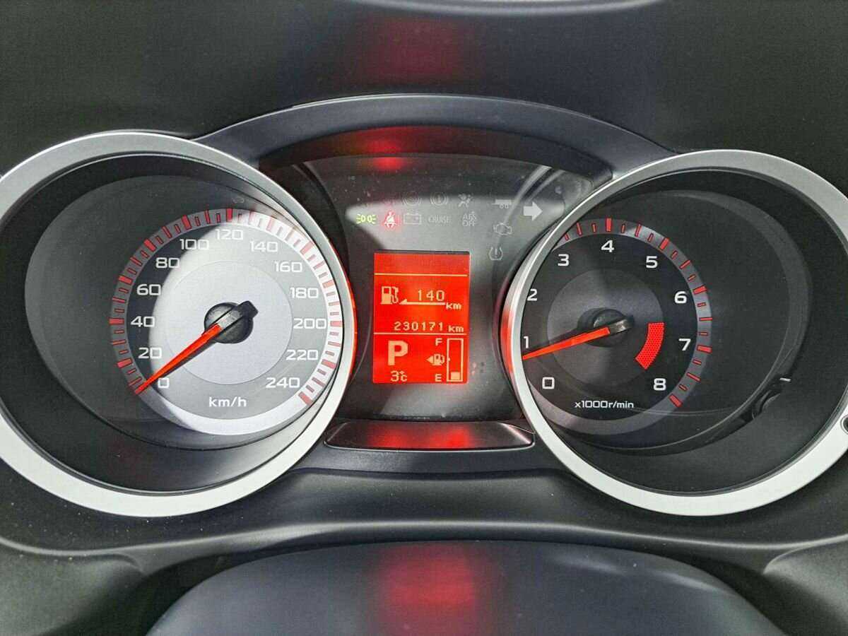 Купить Mitsubishi Lancer с пробегом. Фото: #10