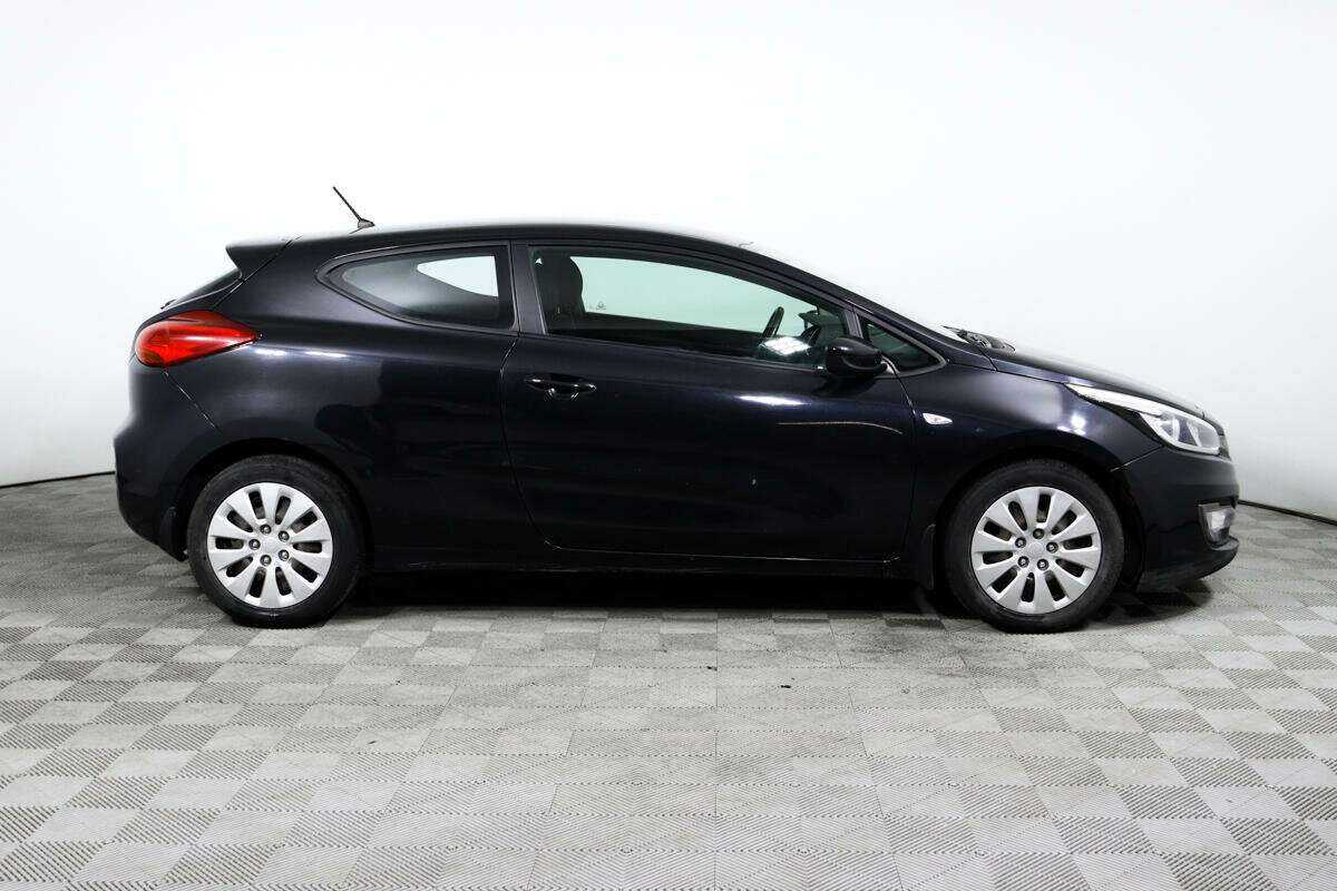Купить Kia Ceed с пробегом. Фото: #3