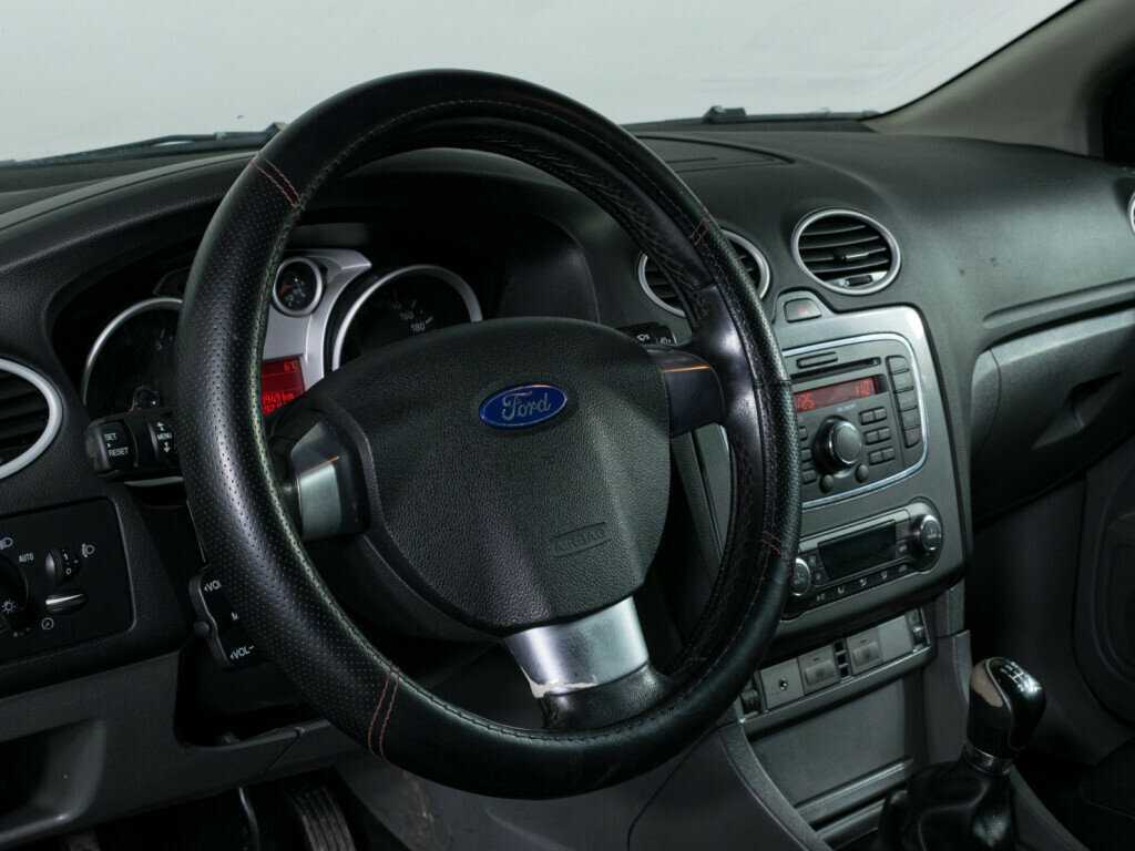 Купить Ford Focus с пробегом. Фото: #10