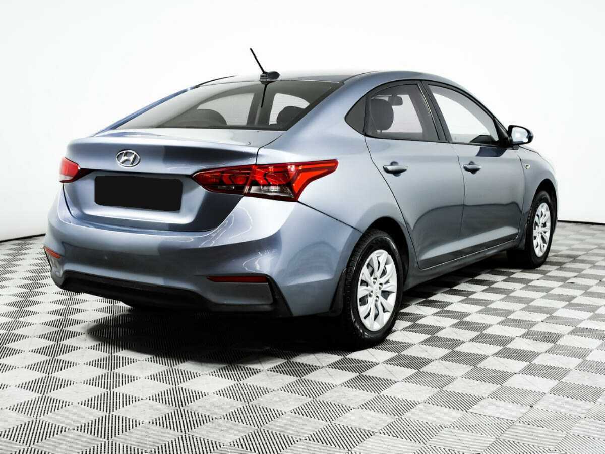 Купить Hyundai Solaris с пробегом. Фото: #4