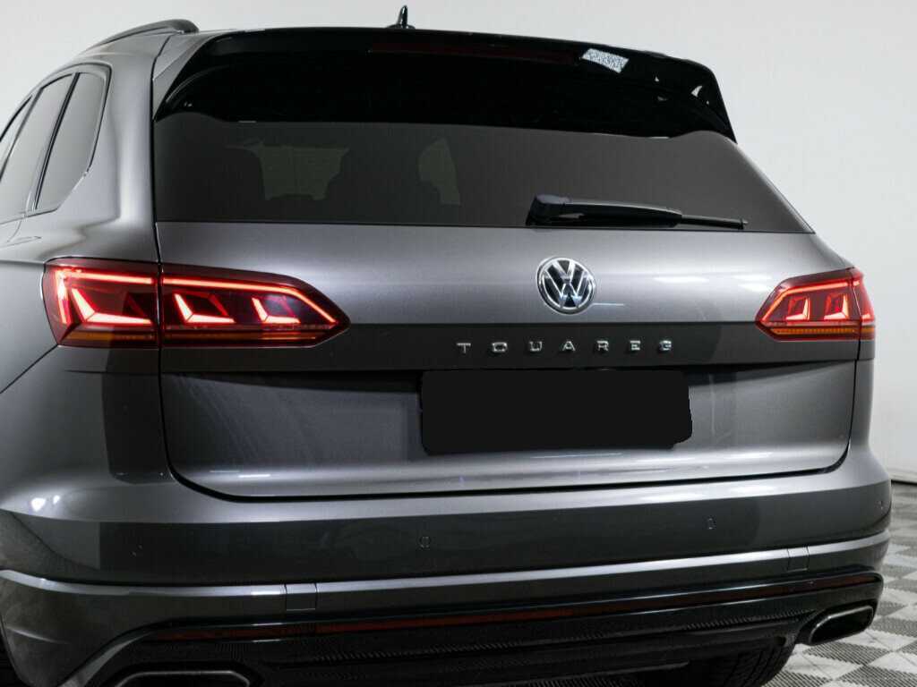 Купить Volkswagen Touareg с пробегом. Фото: #10