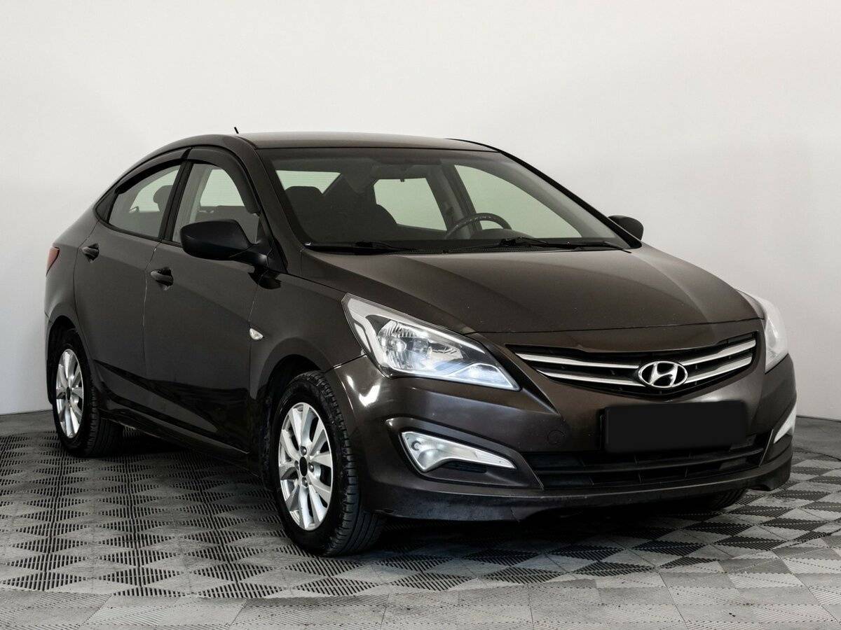 Купить Hyundai Solaris с пробегом. Фото: #2