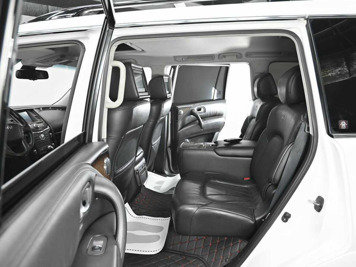 Купить Infiniti QX80 с пробегом. Фото: #21