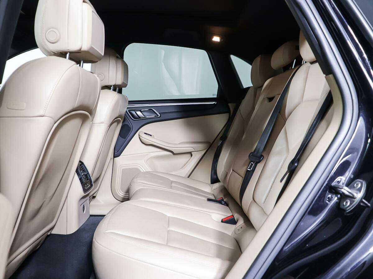 Купить Porsche Macan с пробегом. Фото: #9