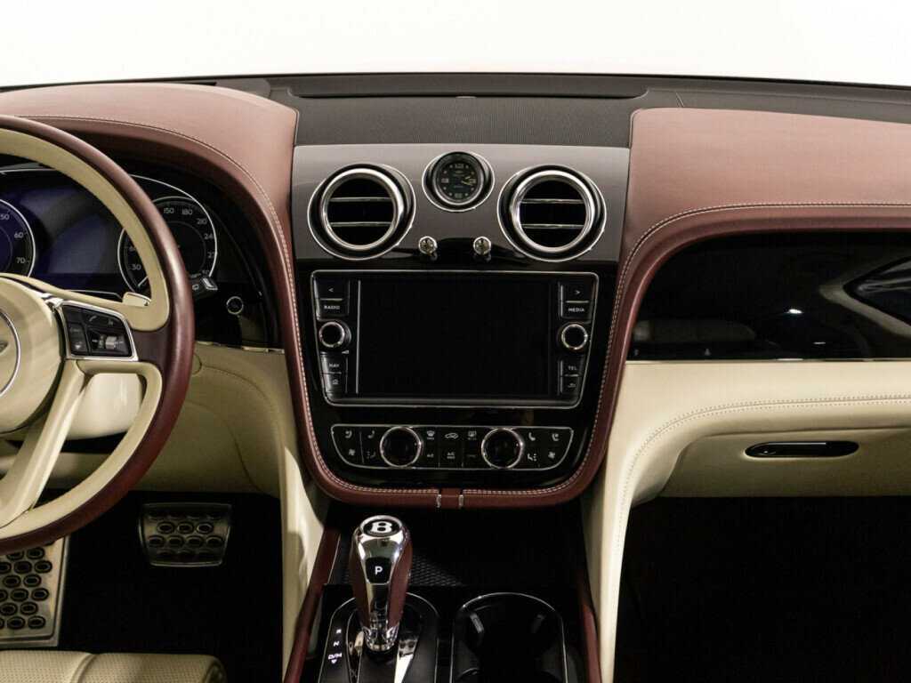 Купить Bentley Bentayga с пробегом. Фото: #11