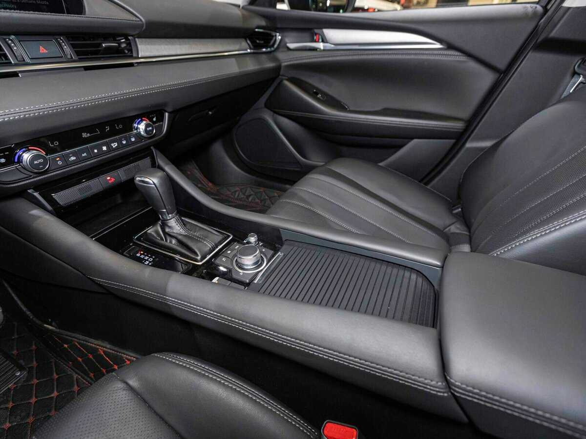 Купить Mazda 6 с пробегом. Фото: #11