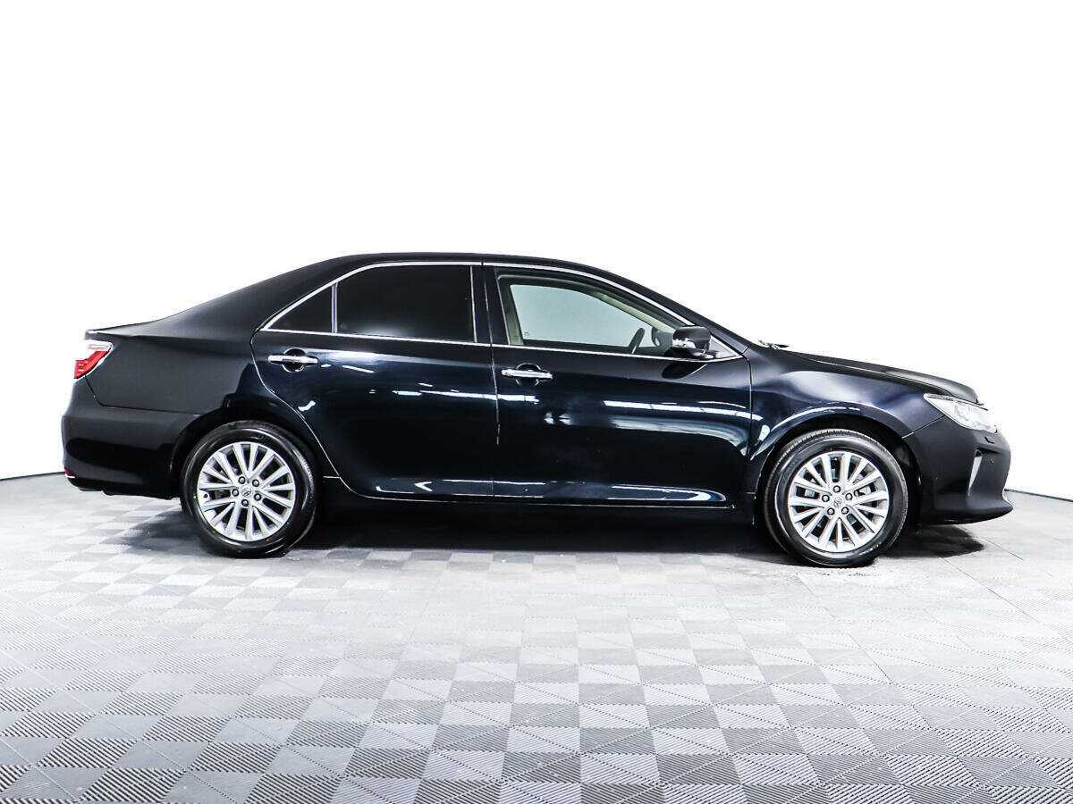 Купить Toyota Camry с пробегом. Фото: #2
