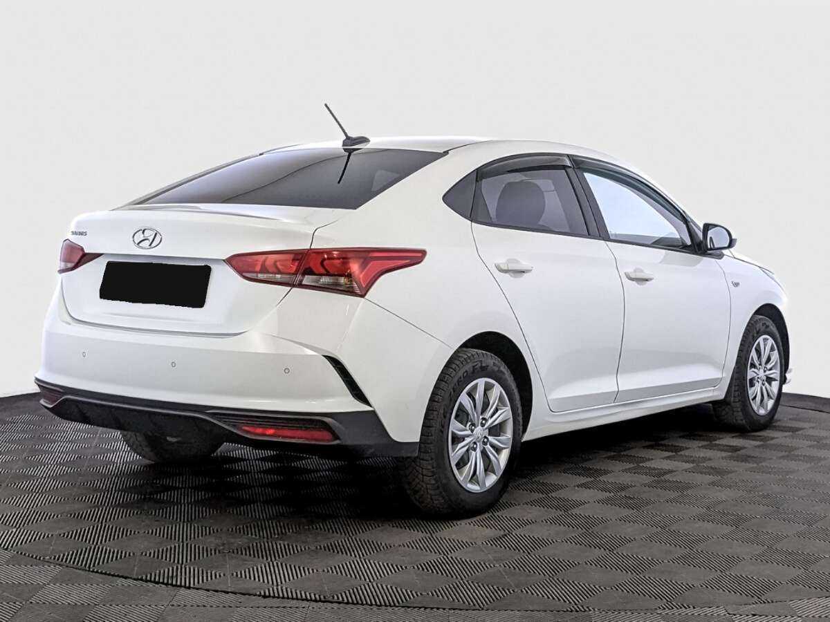 Купить Hyundai Solaris с пробегом. Фото: #4
