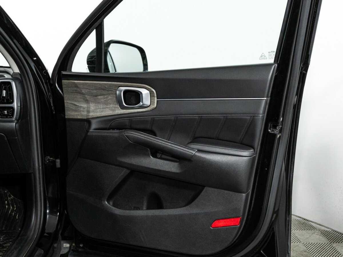 Купить Kia Sorento с пробегом. Фото: #28