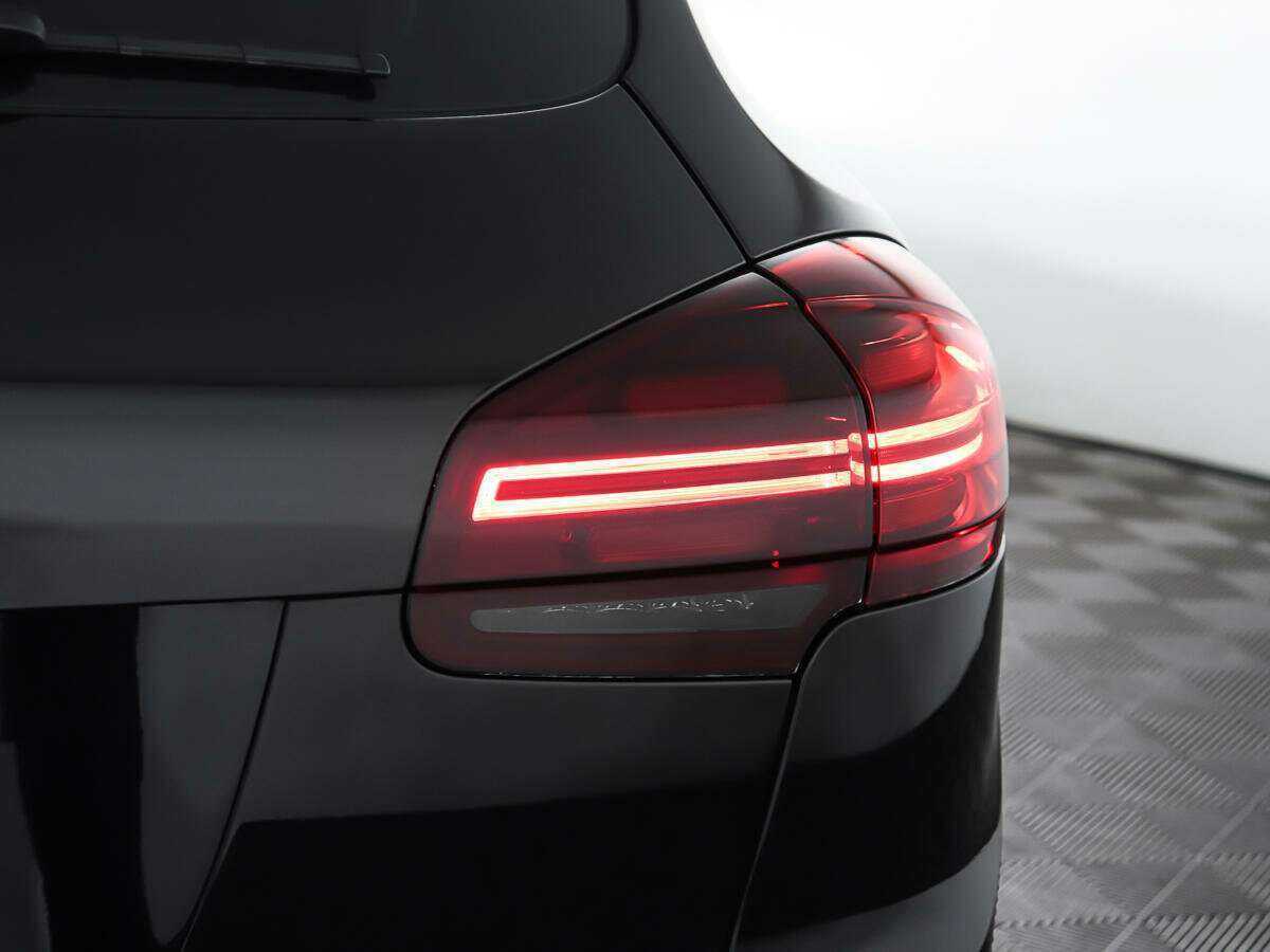 Купить Porsche Cayenne с пробегом. Фото: #24