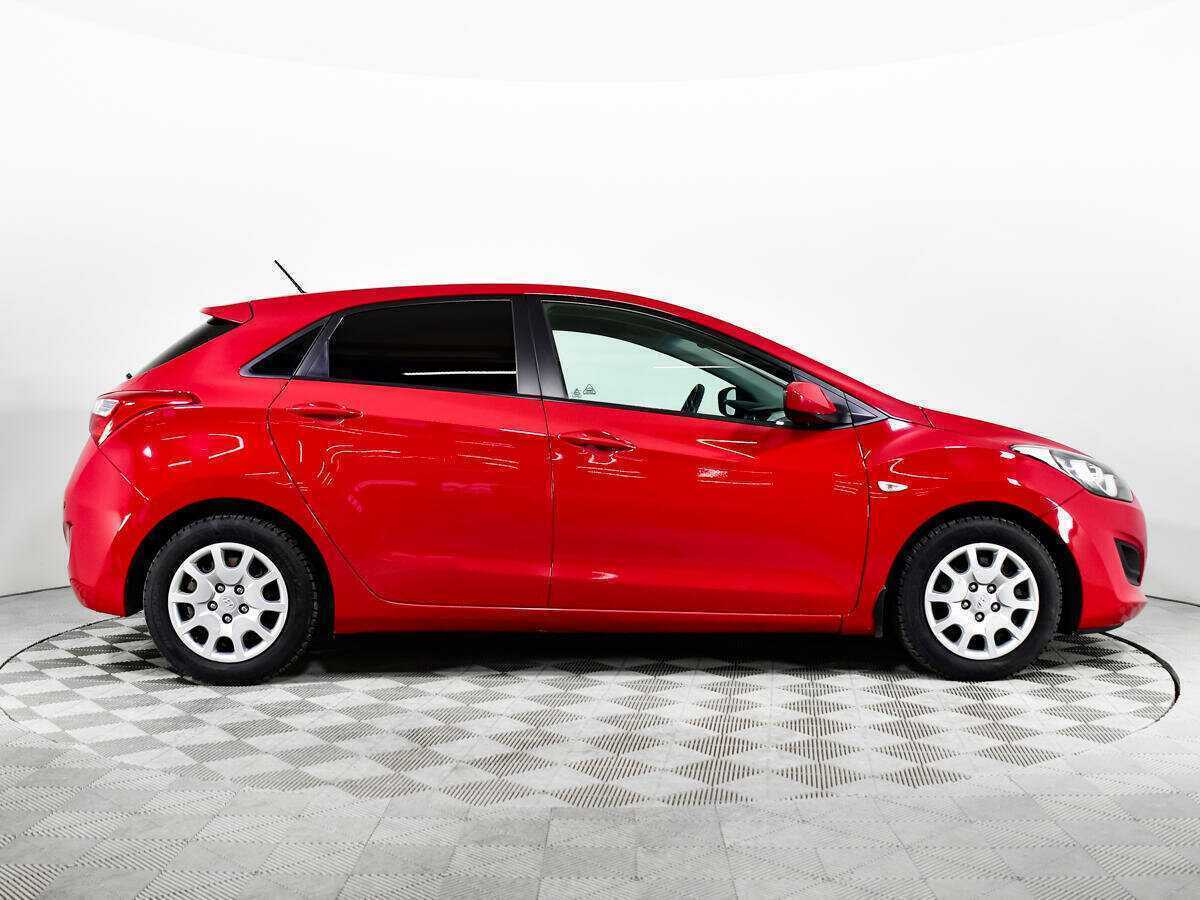 Купить Hyundai i30 с пробегом. Фото: #3