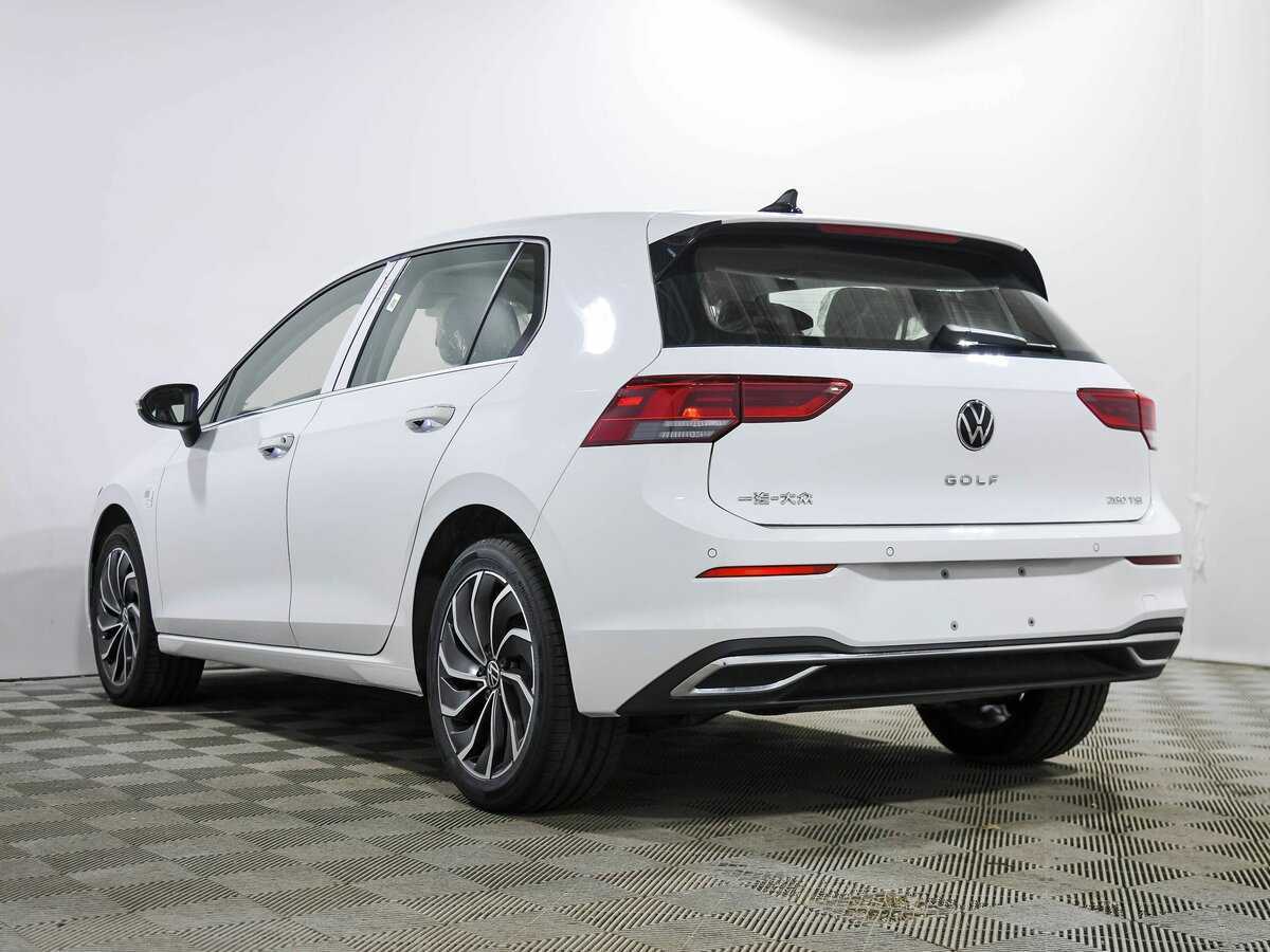 Купить Volkswagen Golf с пробегом. Фото: #4