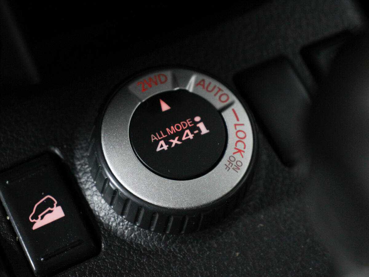 Купить Nissan X-Trail с пробегом. Фото: #17