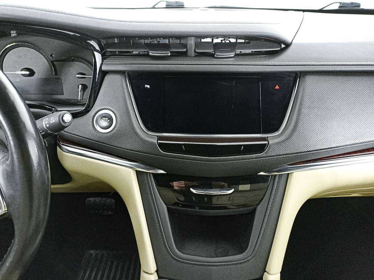 Купить Cadillac XT5 с пробегом. Фото: #12
