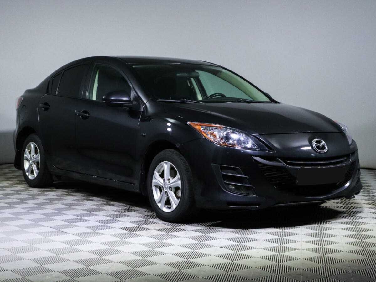 Купить Mazda 3 с пробегом. Фото: #2