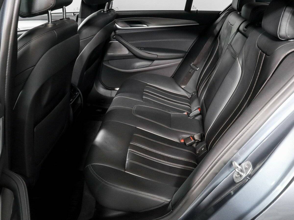 Купить BMW 5 серии с пробегом. Фото: #10