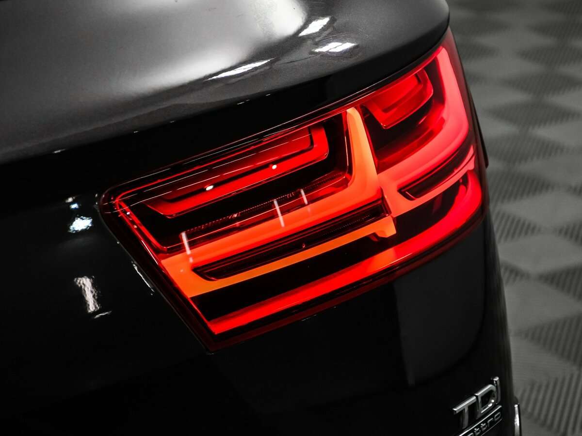 Купить Audi Q7 с пробегом. Фото: #13