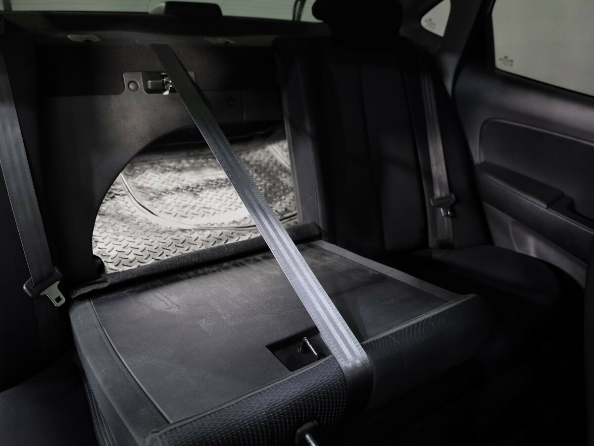 Купить Hyundai Elantra с пробегом. Фото: #17