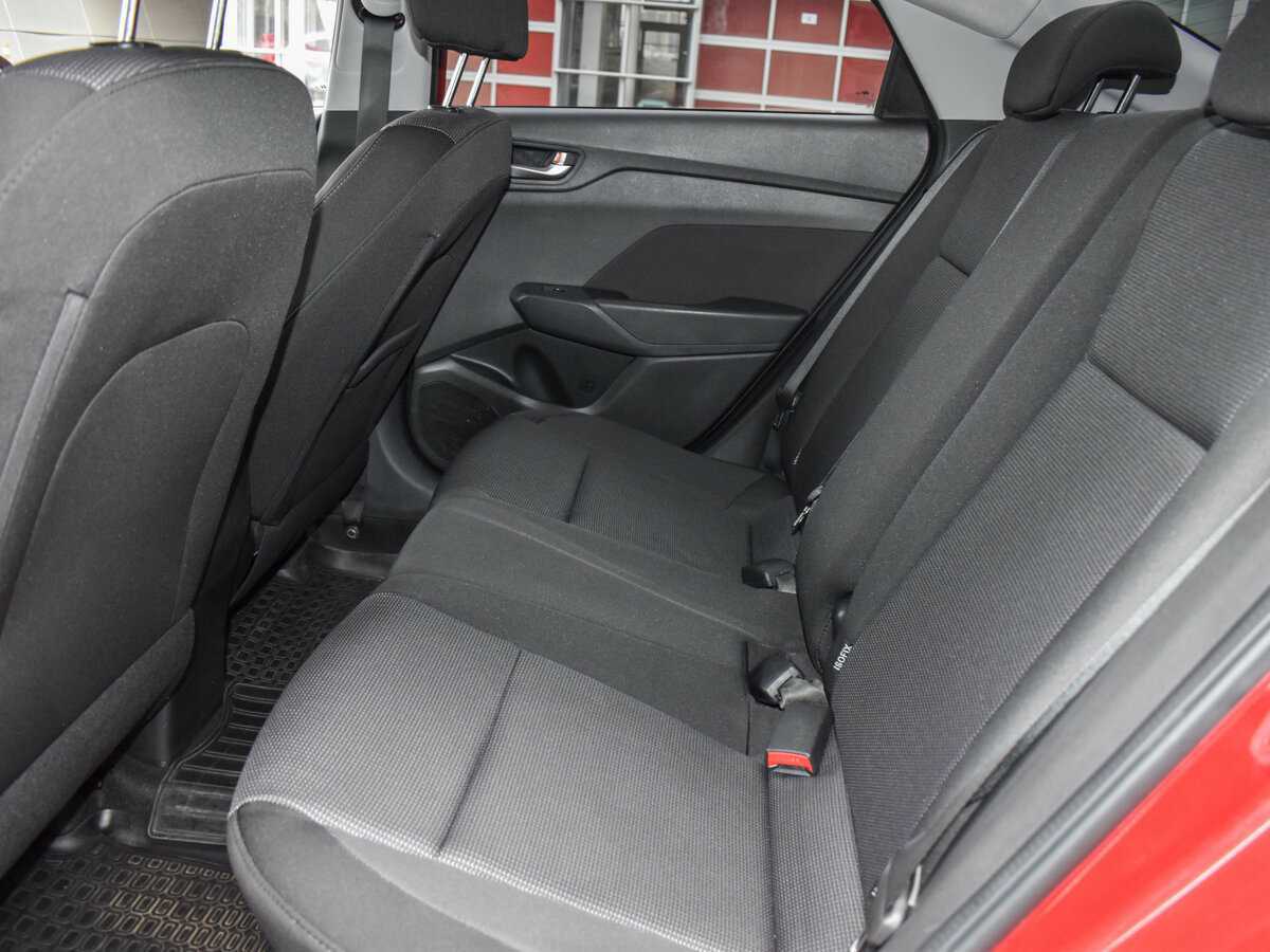 Купить Hyundai Solaris с пробегом. Фото: #12