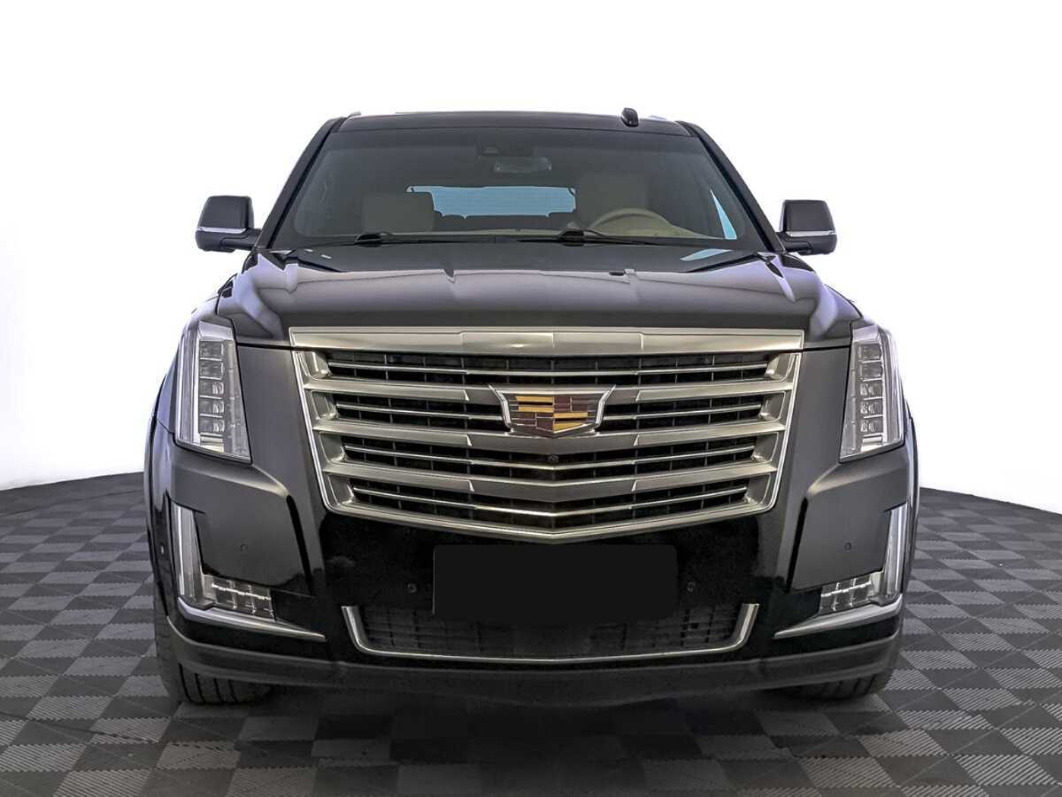 Купить Cadillac Escalade с пробегом. Фото: #1
