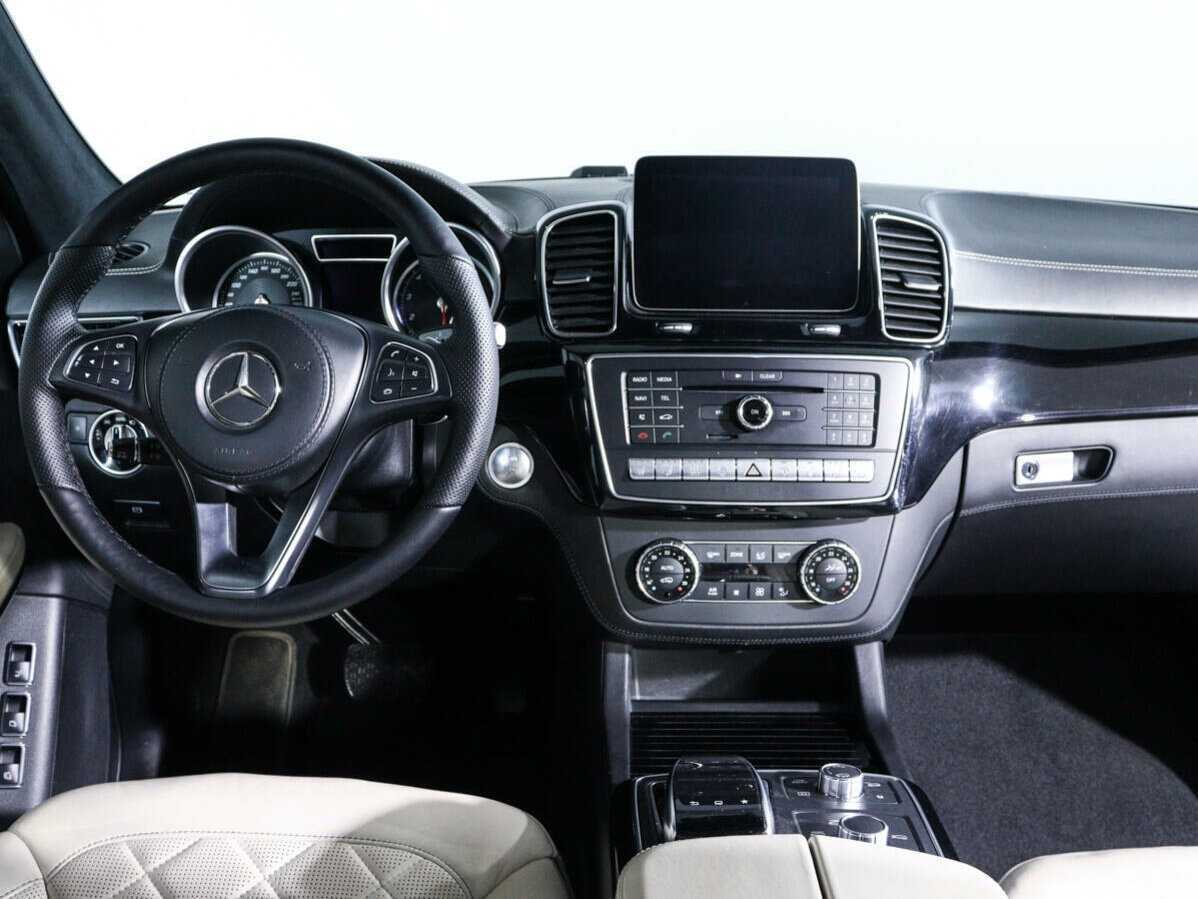 Купить Mercedes-Benz GLS с пробегом. Фото: #11