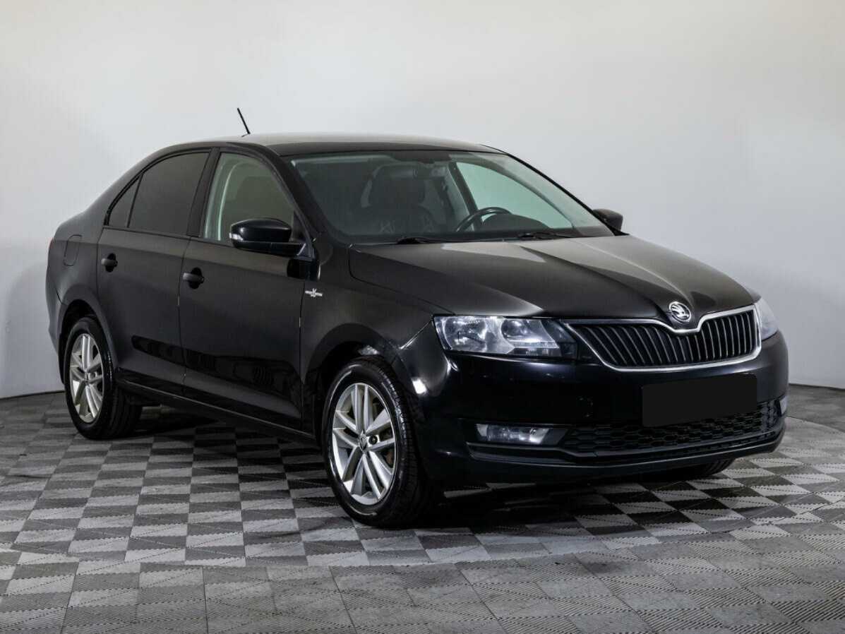 Купить Skoda Rapid с пробегом. Фото: #2