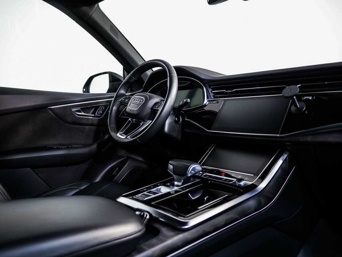 Купить Audi Q8 с пробегом. Фото: #7