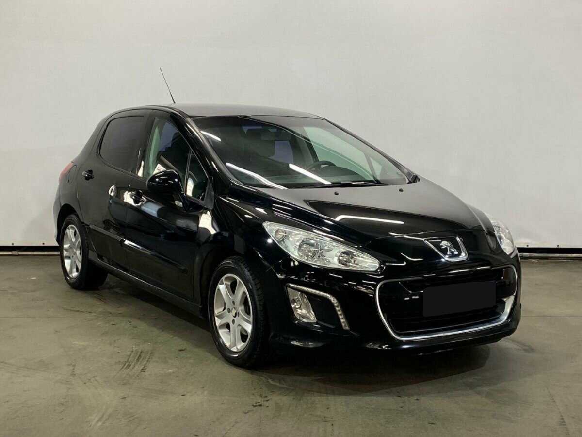 Купить Peugeot 308 с пробегом. Фото: #2