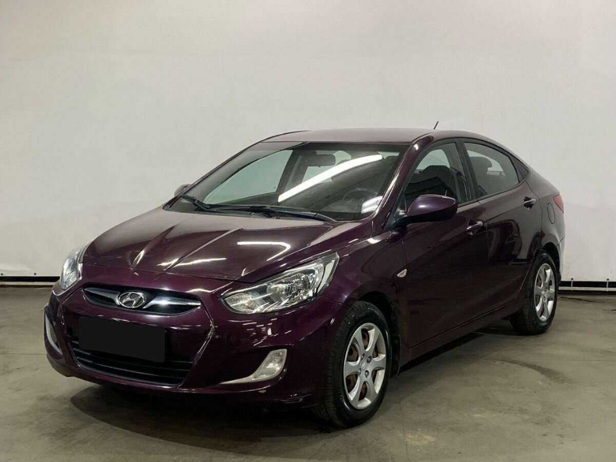 Купить Hyundai Solaris с пробегом. Фото: #0