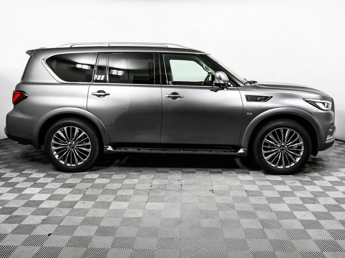 Купить Infiniti QX80 с пробегом. Фото: #3