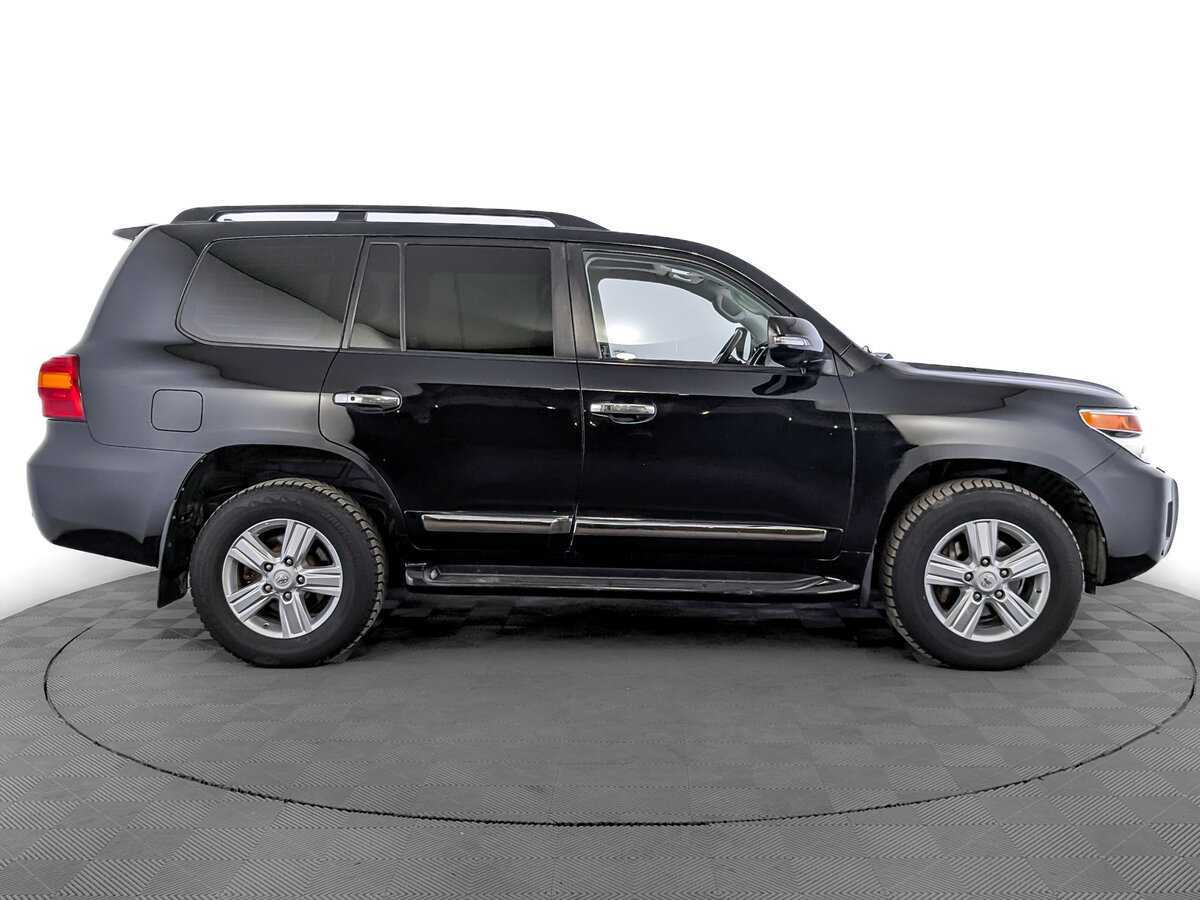 Купить Toyota Land Cruiser с пробегом. Фото: #3