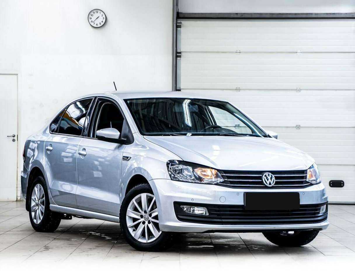 Купить Volkswagen Polo с пробегом. Фото: #1
