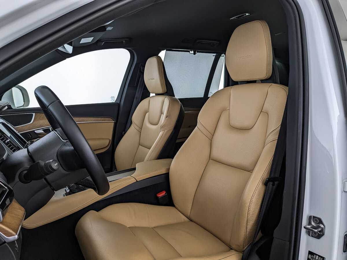 Купить Volvo XC90 с пробегом. Фото: #15