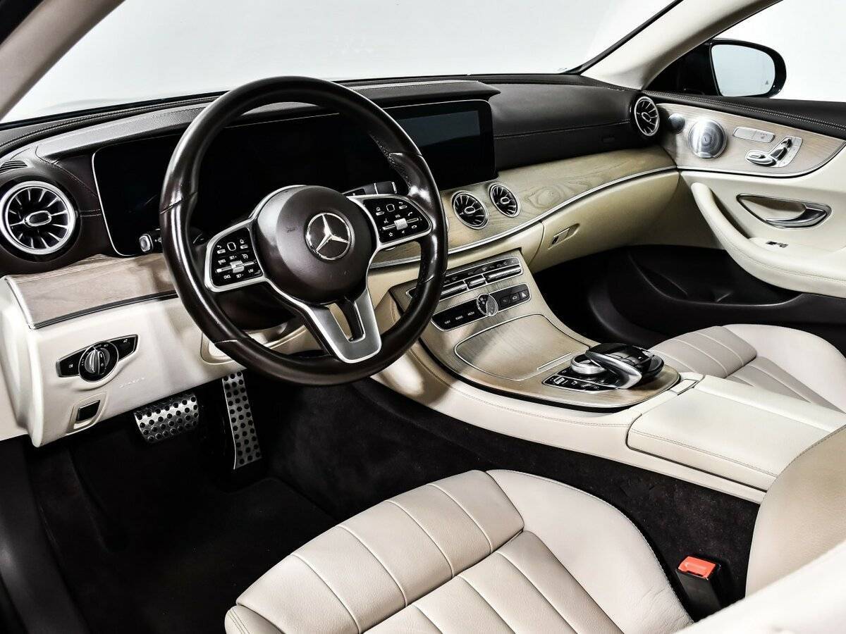 Купить Mercedes-Benz E-Класс с пробегом. Фото: #12
