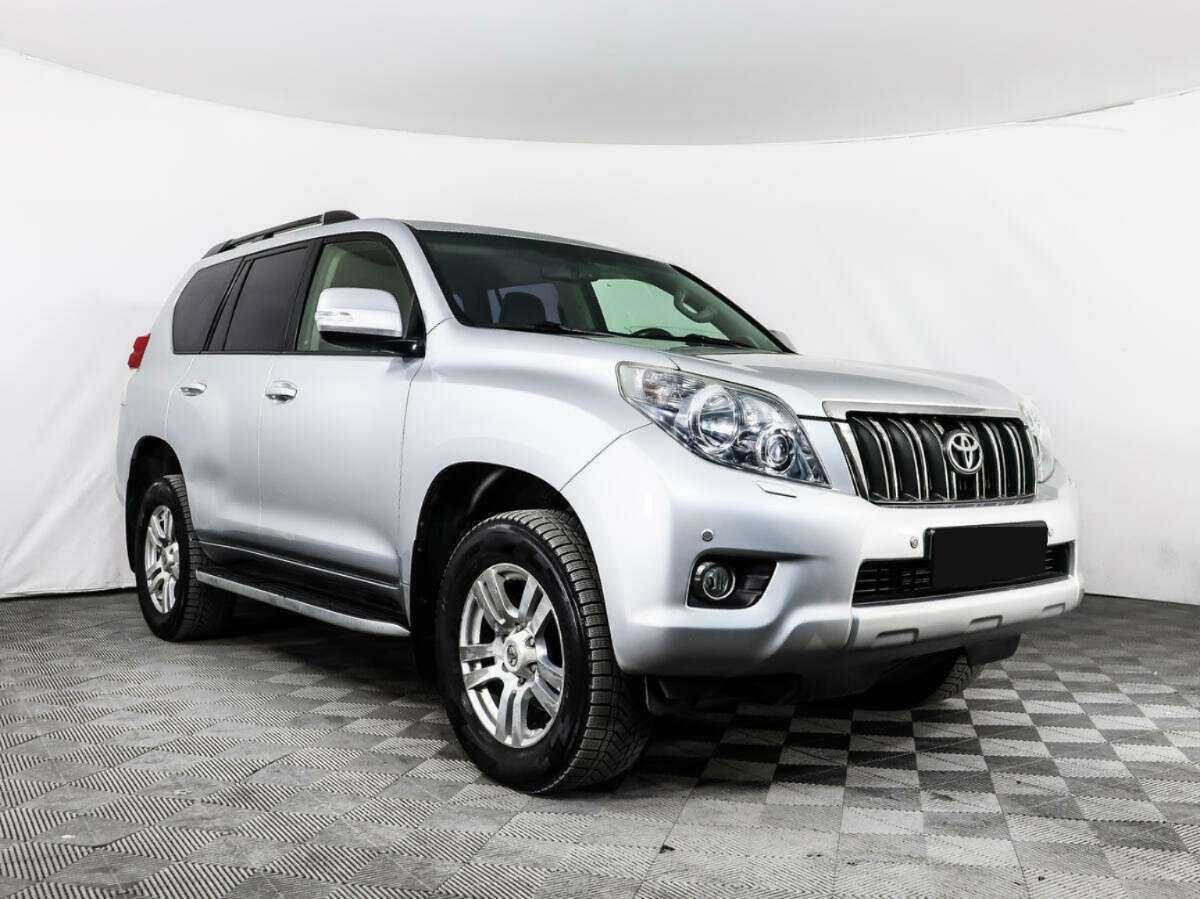 Купить Toyota Land Cruiser Prado с пробегом. Фото: #2