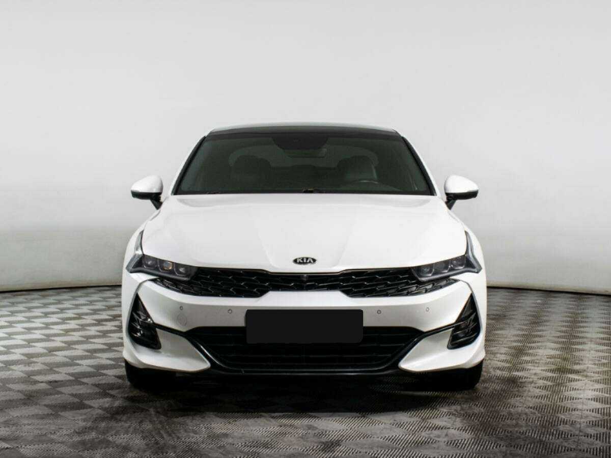Купить Kia K5 с пробегом. Фото: #1
