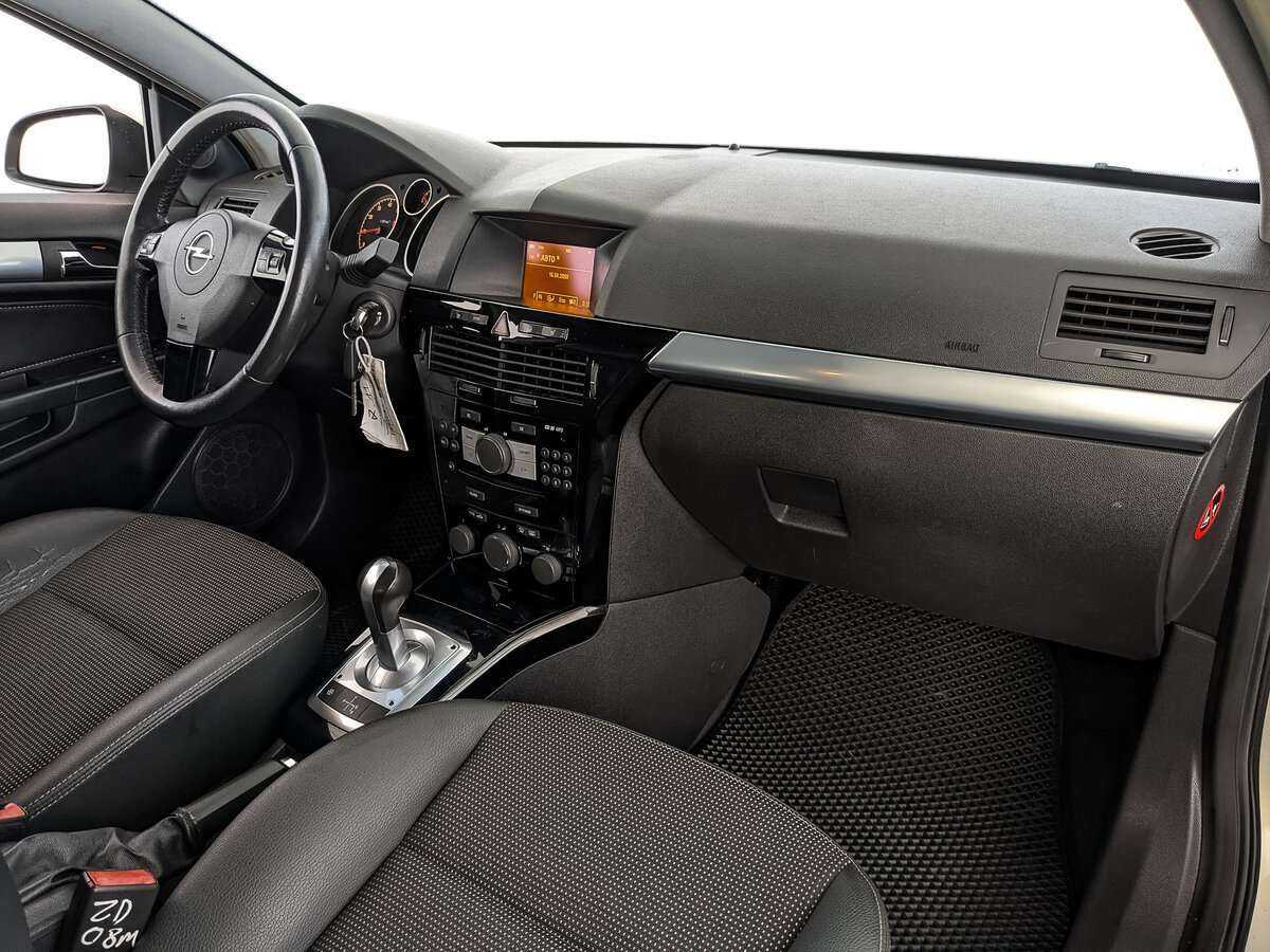 Купить Opel Astra с пробегом. Фото: #8