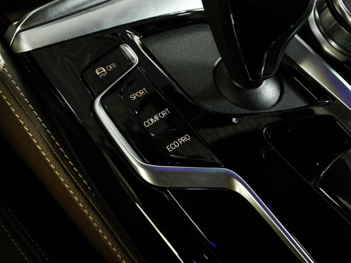 Купить BMW 5 серии с пробегом. Фото: #34