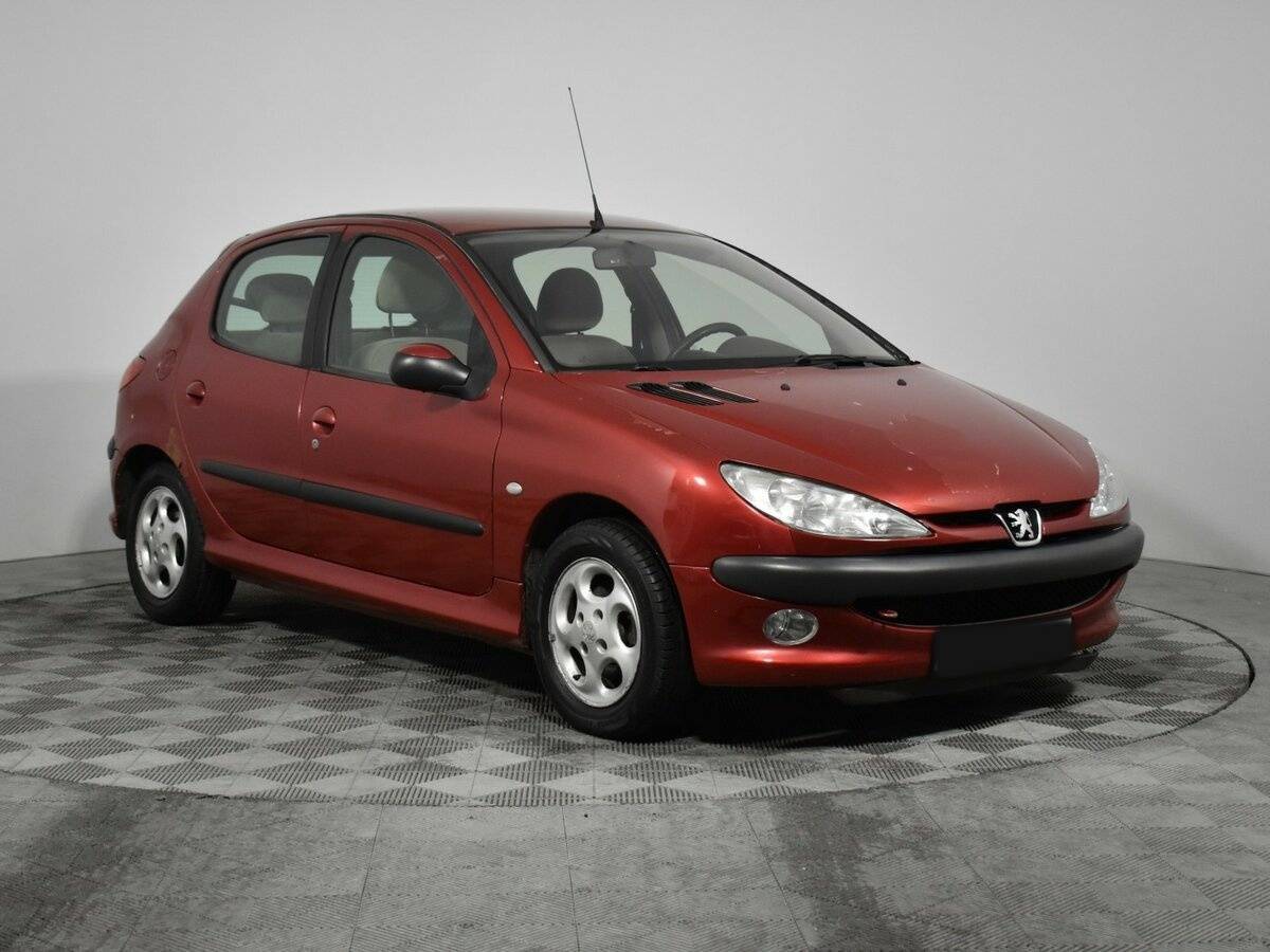 Купить Peugeot 206 с пробегом. Фото: #2
