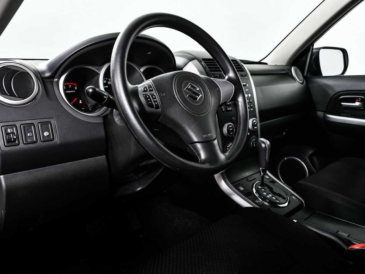 Купить Suzuki Grand Vitara с пробегом. Фото: #11