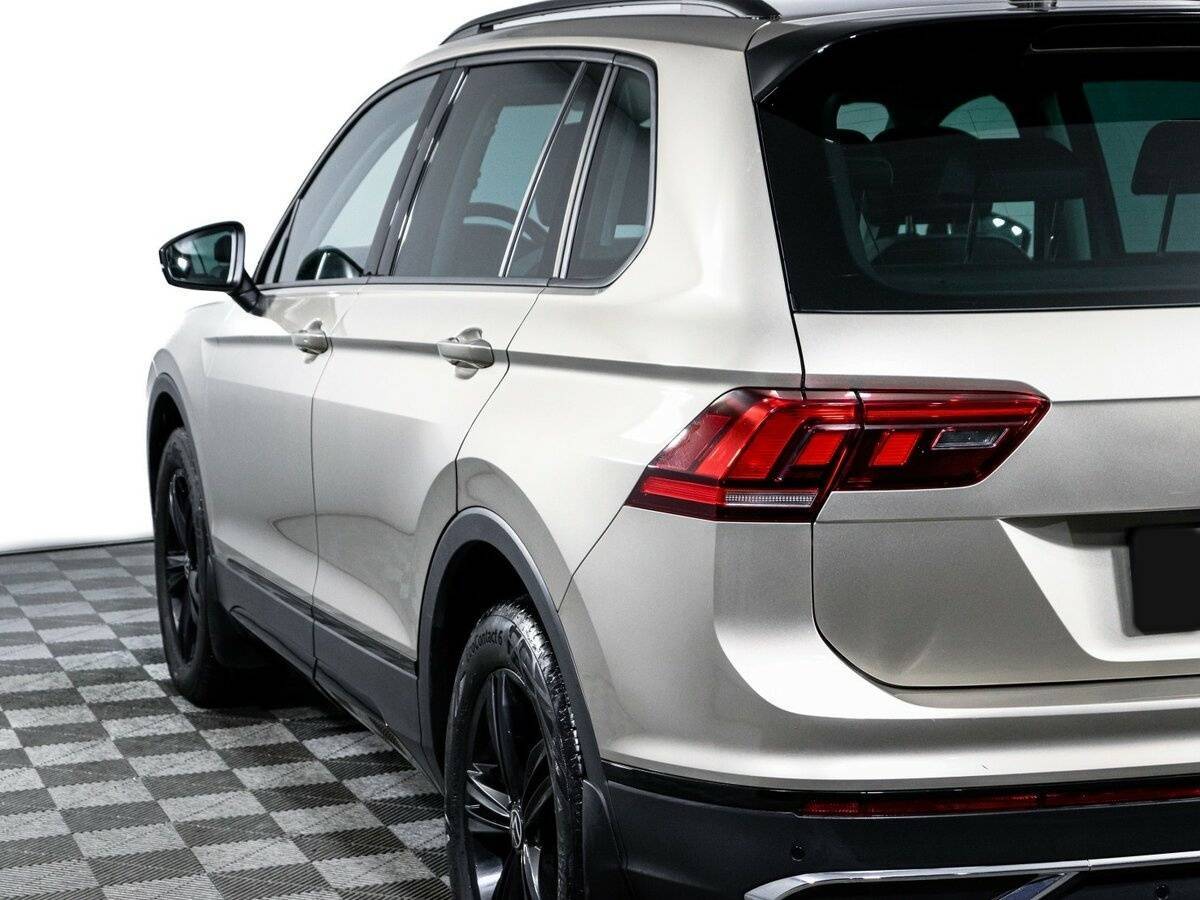 Купить Volkswagen Tiguan с пробегом. Фото: #19