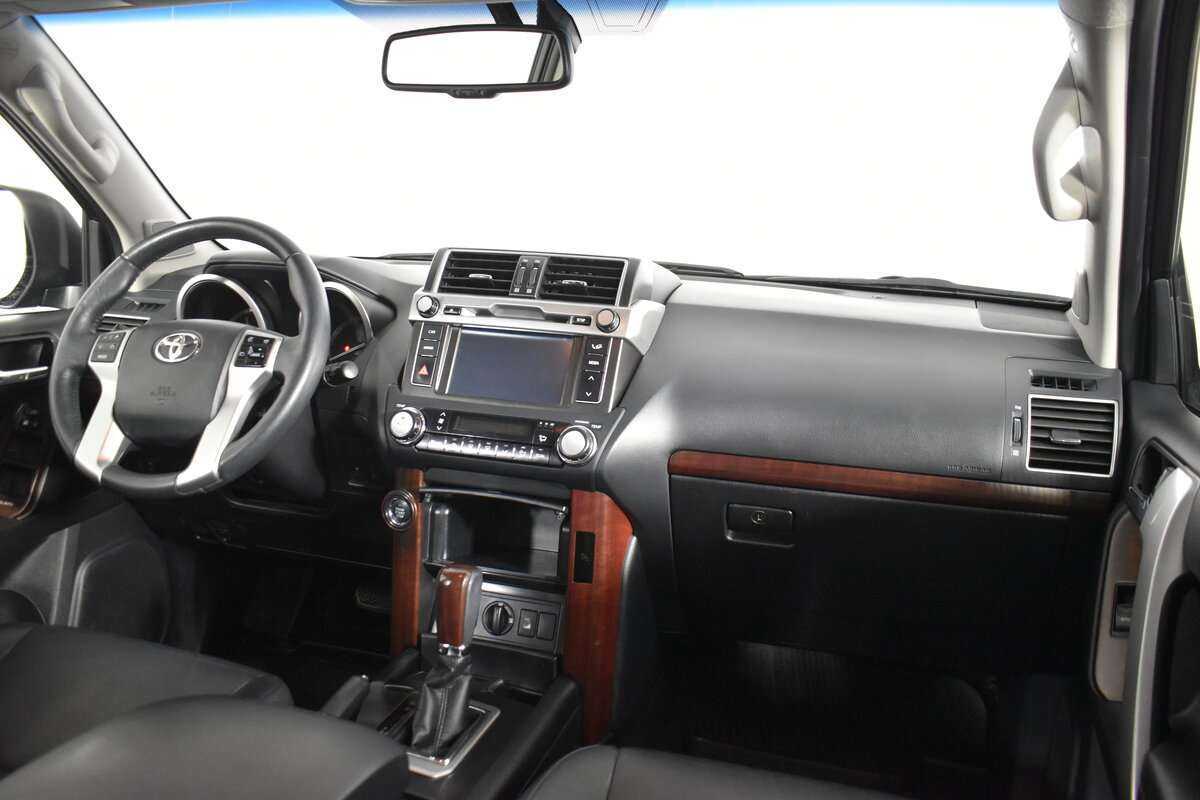 Купить Toyota Land Cruiser Prado с пробегом. Фото: #12