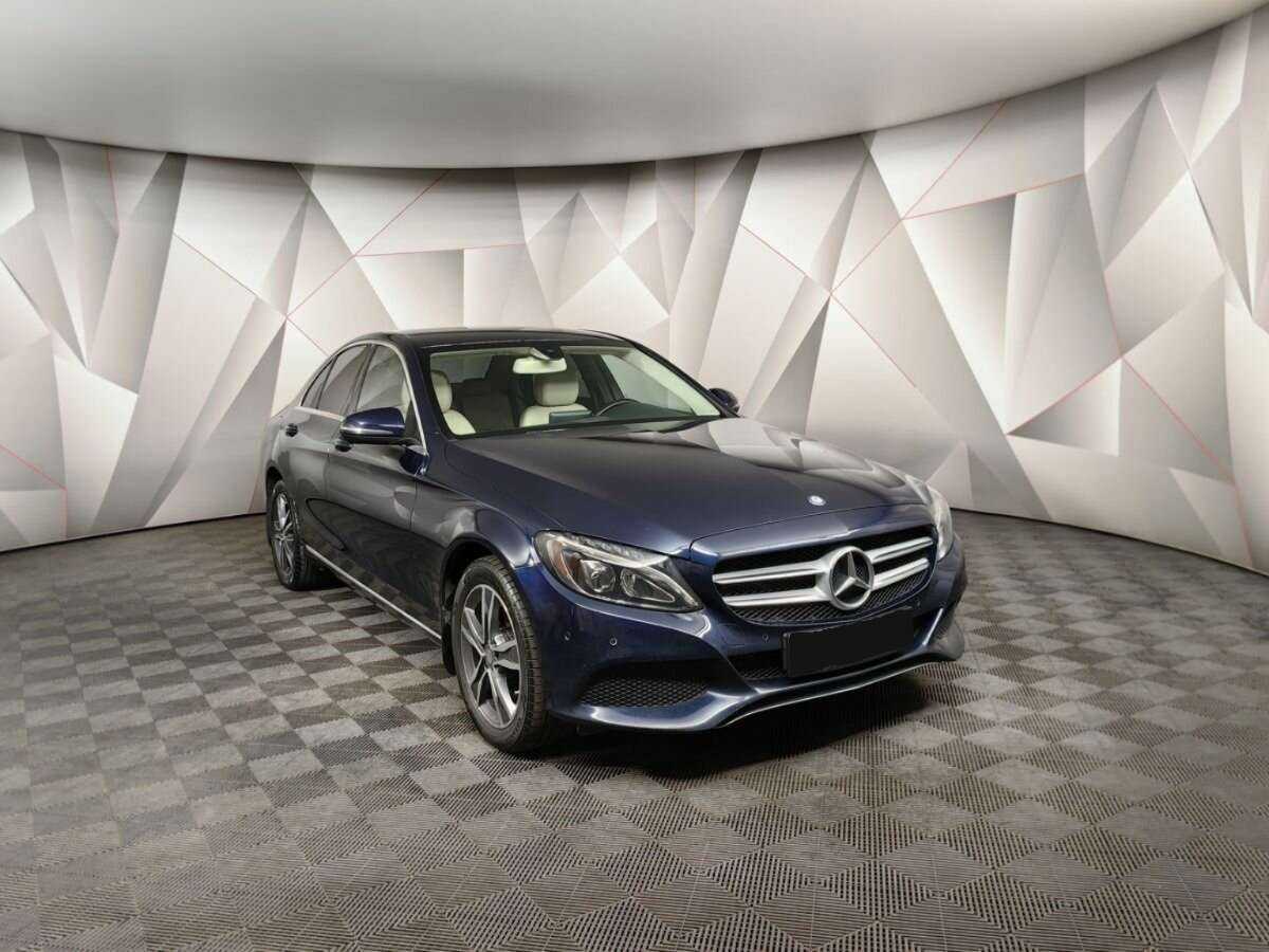 Купить Mercedes-Benz C-Класс с пробегом. Фото: #2