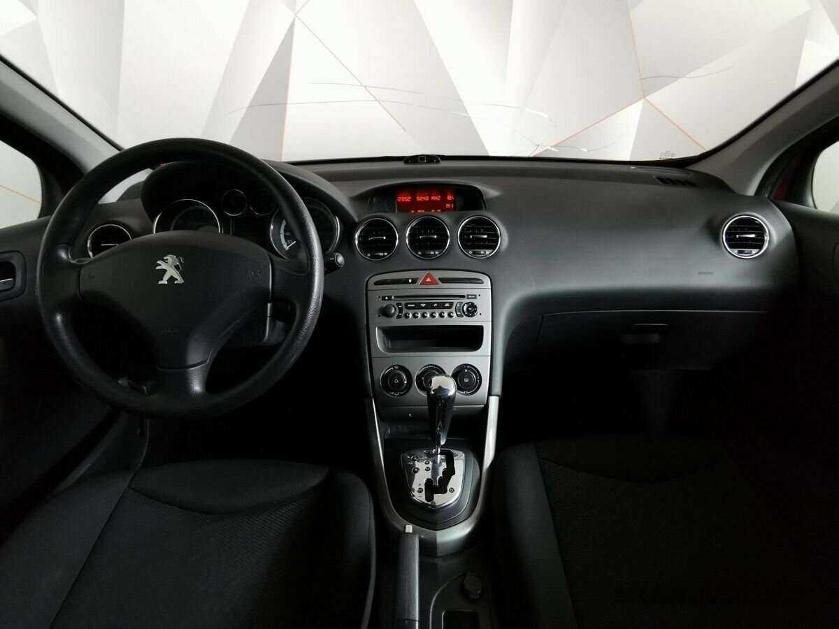 Купить Peugeot 308 с пробегом. Фото: #9